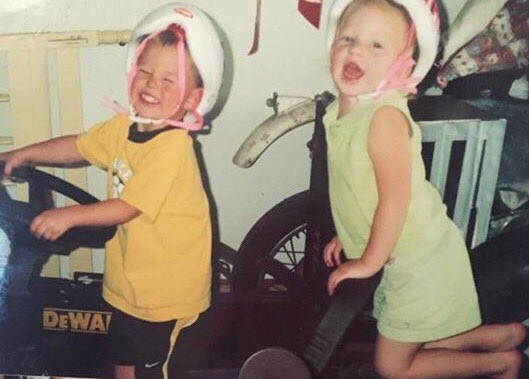 ashlyn_bird's tweet photo. Best friends since day 1🤘 Happy 17th @eastondegelbeck https://t.co/Hggd3pJQg2