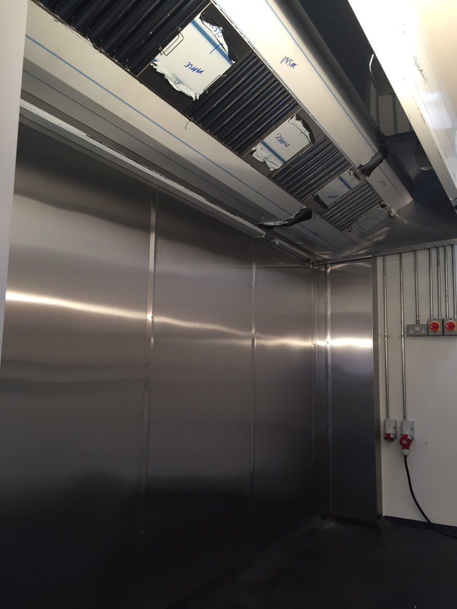 kck_engineering's tweet image. Today's job complete. Fabricated and installed @Antic_London #ventilation #kitchencanopies #commercialkitchen