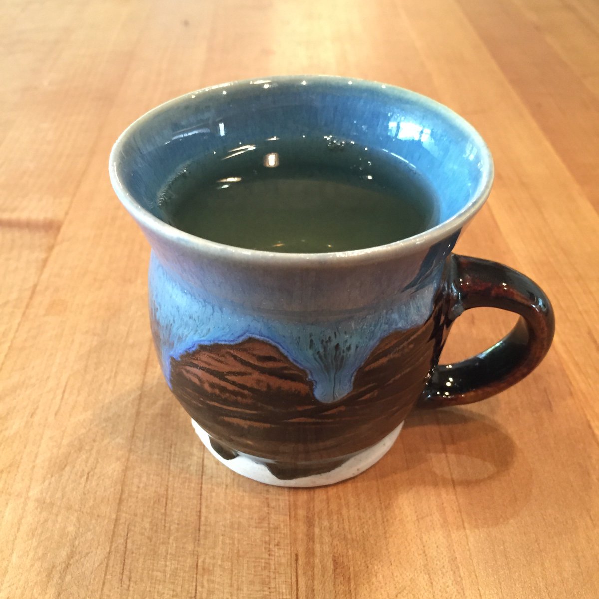 leavesofcha's tweet photo. Enjoying some Bao Hong #greentea in a beautiful #teacup given to me by #NBTSC potter friend Ari! https://t.co/K5zJCQWCrE