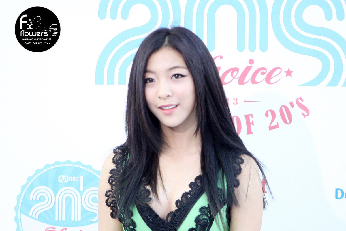 lunajpgs's tweet photo. 130718 https://t.co/kDvJIVi2Ur