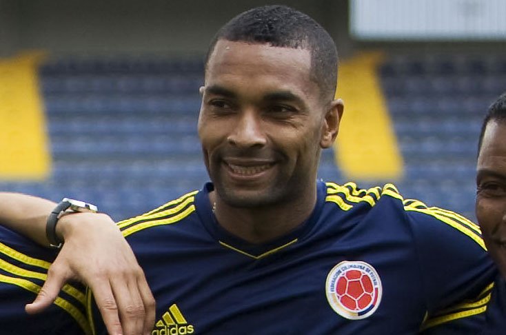 diegonoticia's tweet photo. Robinson Zapata fue convocado por Pekerman, y será el primero en presentarse a la concentración de la Selección Colombia en Asunción https://t.co/02jF3k3XiC