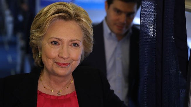 'She has earned it:' Chicago Sun-Times Editorial Board endorses Clinton for president