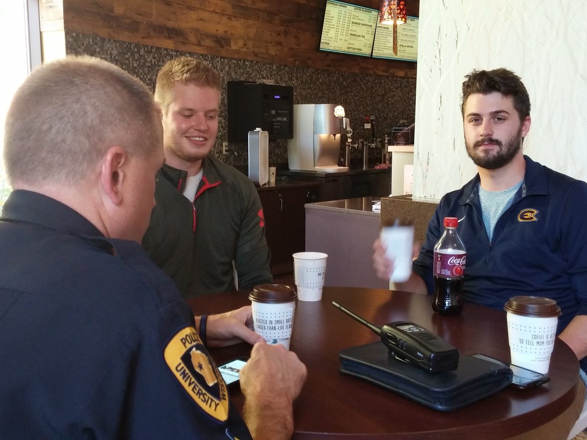 robpatfoss's tweet photo. Had a great time at coffee with @EauClairePD and @UWEC_POLICE https://t.co/k10Nm7dojd