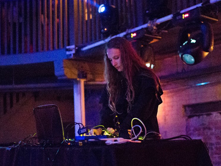 exclaimdotca's tweet image. .@kliscoverdale catapulted listeners to a different plain entirely at @formsfest: exclaim.ca/music/article/…