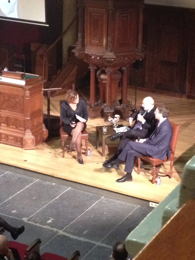 Interesting discussion on the #euro by <a href="/josephstiglitz/">Joseph E. Stiglitz</a> and <a href="/J_Dijsselbloem/">Jeroen Dijsselbloem</a> <a href="/UvA_Amsterdam/">UvA Amsterdam</a> <a href="/MStellinga/">Marike Stellinga</a>