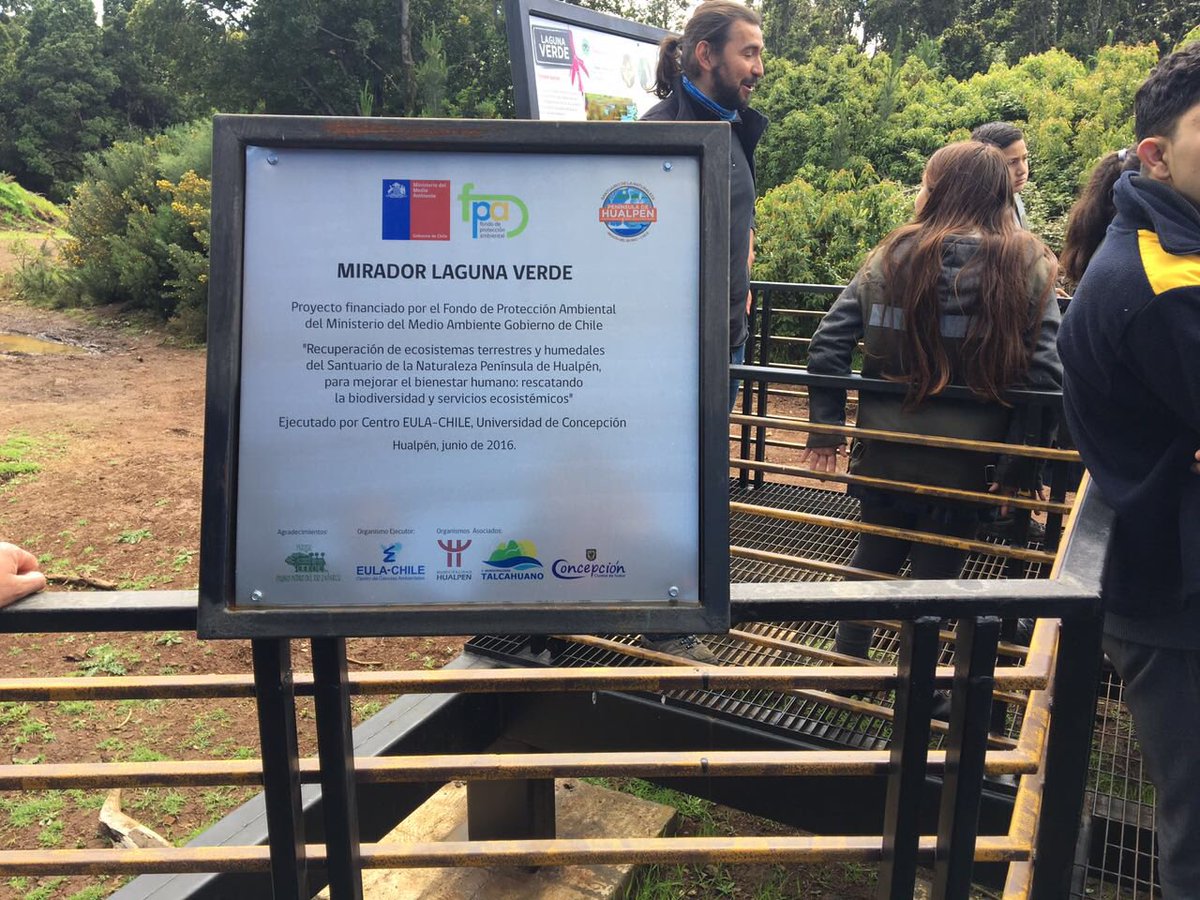 HualpenSuma's tweet photo. Patricio Estay, gte de Ref. Bío Bío en la inauguración de portales, senderos y miradores del Santuario de la Naturaleza Península de Hualpén https://t.co/0kzuhVSJ2W