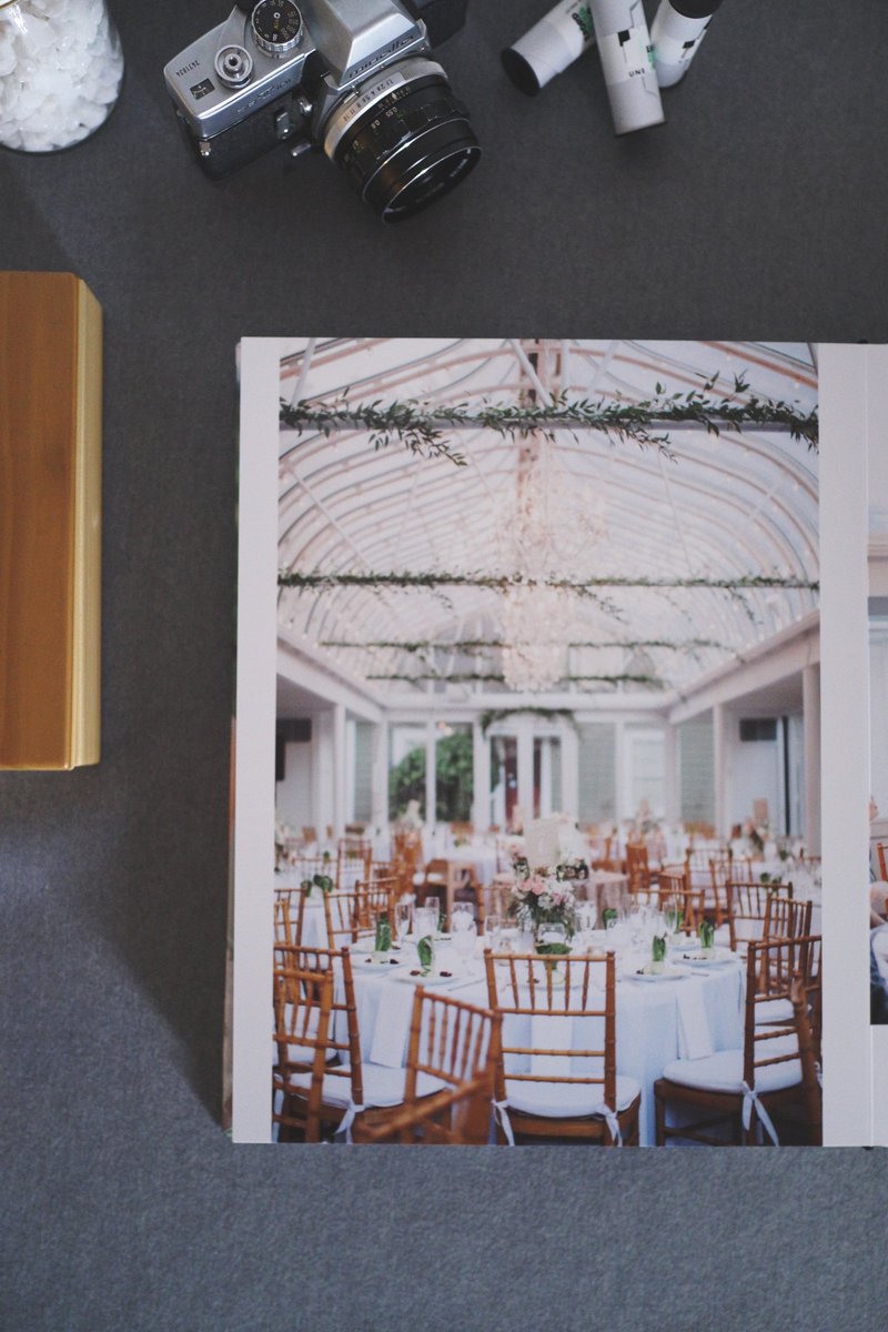 Forbeyon's tweet image. Nicole Chatham Photography did a stunning job on her new Flushmount album with Image Dual Tone!