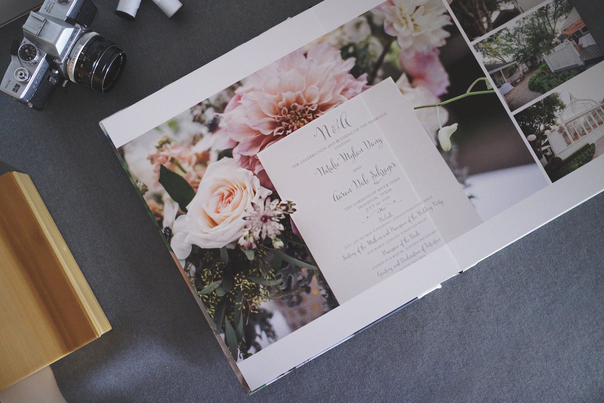 Forbeyon's tweet image. With an album this big and beautiful we couldn't help but to share Nicole Chatham Photography's album twice!