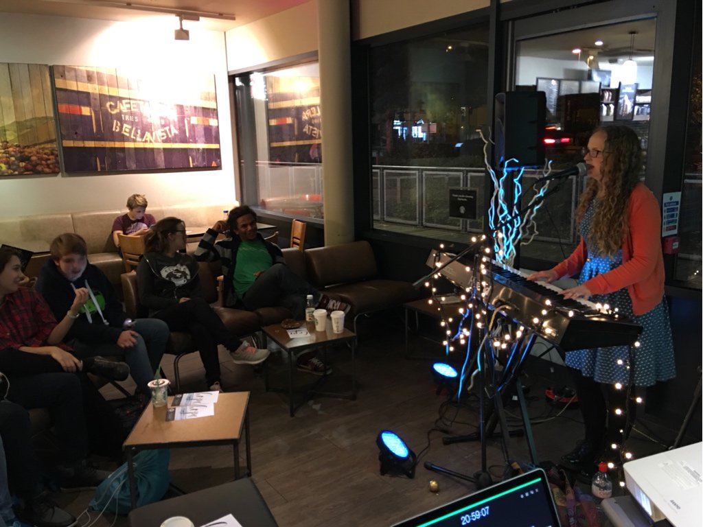 CFTSCambridge's tweet photo. @_chloereynolds live at #CFTS16
Amazing!!! Hope... faith... amazing MUSIC!!!
What's night!!! https://t.co/D6eJATPqNx