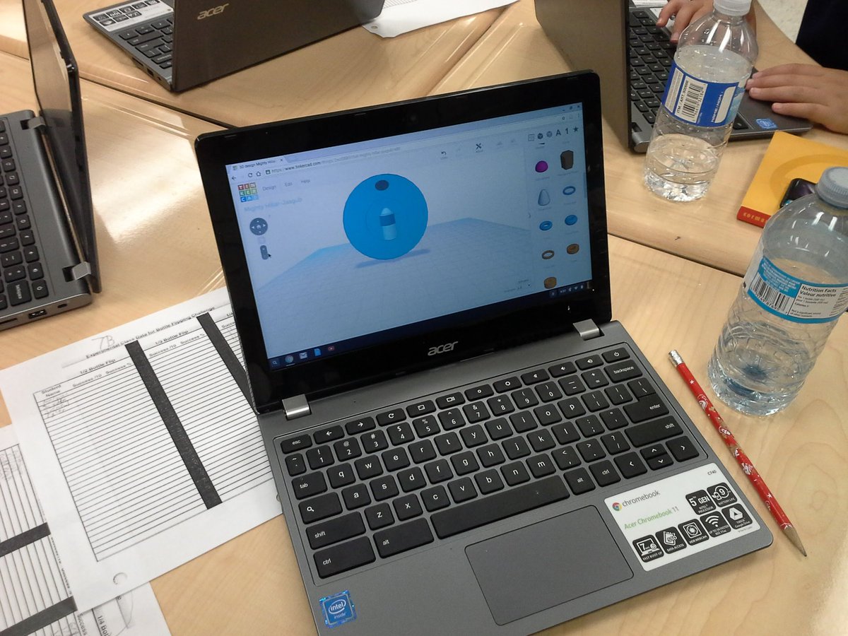 Using <a href="/tinkercad/">Tinkercad</a> with @Mulc 2 design the 🍼Flip Competition🏅for the Oct6 #HPSopen🏠 #8sCreate🎆 @hillsidehornet <a href="/PeelSchools/">Peel District School Board</a> #Peel21st #makered