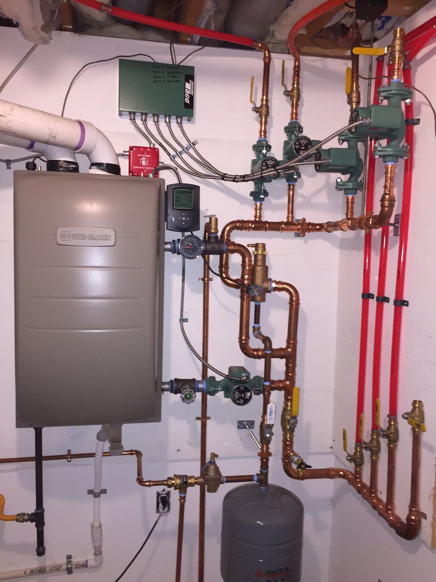 BrownsHC's tweet photo. A thing of beauty! Over 95% energy efficient boiler installation in #Lincroft by the Brown's team. https://t.co/cNRVPSS1Cm