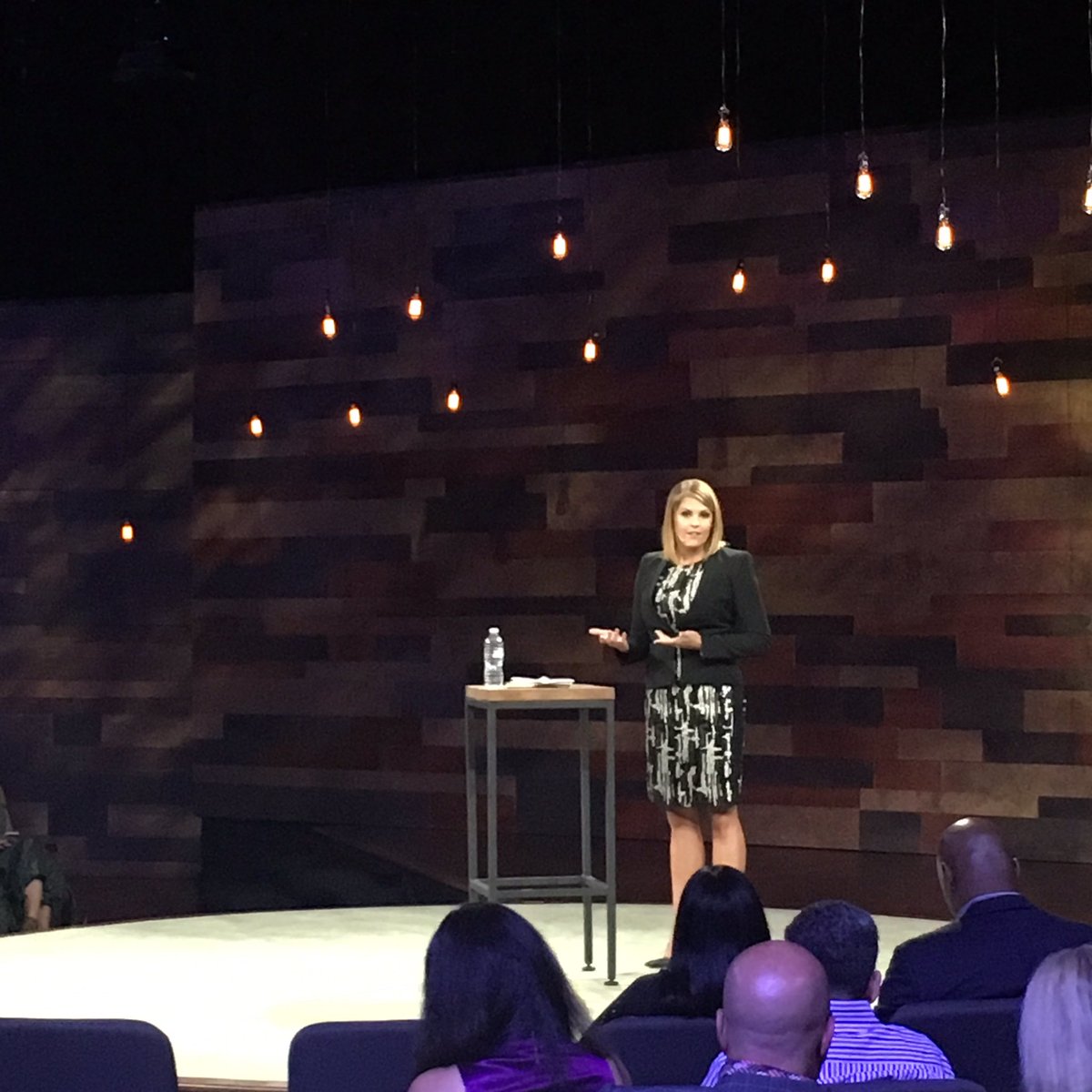 LeadersMultiply's tweet photo. Andrea Gabhardt explaining how the Law of Contribution by @JohnCMaxwell is about BEING a change, not simply giving change. 💰#LeadersMultiply https://t.co/ntrnVpkJ9v