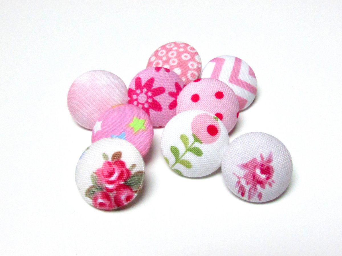 SlavicaBo's tweet photo. https://t.co/nzJ5UdabBa
#etsy #etsyrt #etsygifts #etsymntt #etsychaching #fabricbuttons #buttons #button #sewbutton #chevron #polkadot https://t.co/CMNPHWhjKJ