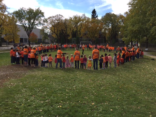 GrosvenorLearn's tweet photo. Grosvenor School believes that Every Child Matters. #OrangeShirtDay #EveryChildMatters @WinnipegSD https://t.co/wt7yEkyaA1