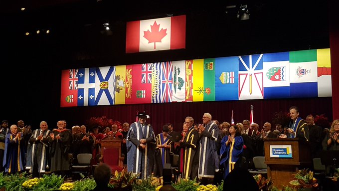 Voir l'image sur Twitter