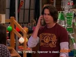 icarlyquotez's tweet photo. When someone you don't know calls you #icarly #drakeandjosh #funny#nickelodeon https://t.co/46XzTvzk4t