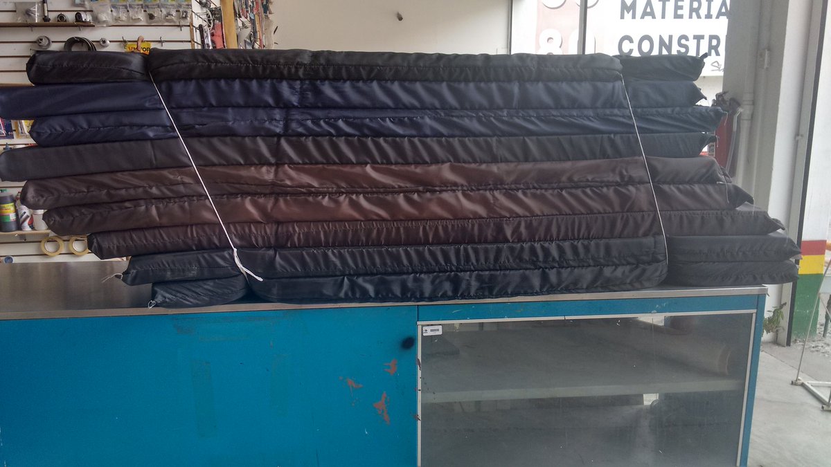 RocioRebolloM's tweet photo. Acaban de llegar los primeros apoyos, a seguirle! Muchas gracias! @DiputadosPRI @PRImxGP @CDE_PRI_Durango @CDE_PRI_Durango @EDC_Dgo @gobdgo https://t.co/2Y2CqzrCz3