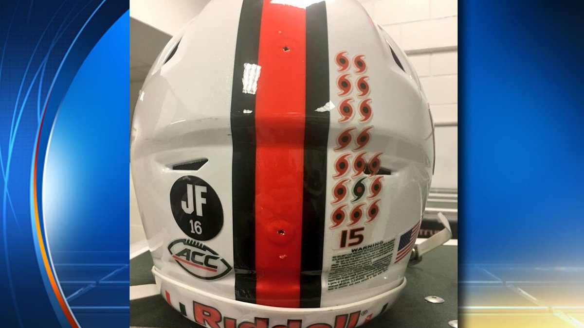 Classy move, @CanesFootball will wear helmet sticker honoring Jose Fernandez vs. GA Tech bit.ly/2dhSQnj?utm_me… https://t.co/z2suQliSJ2