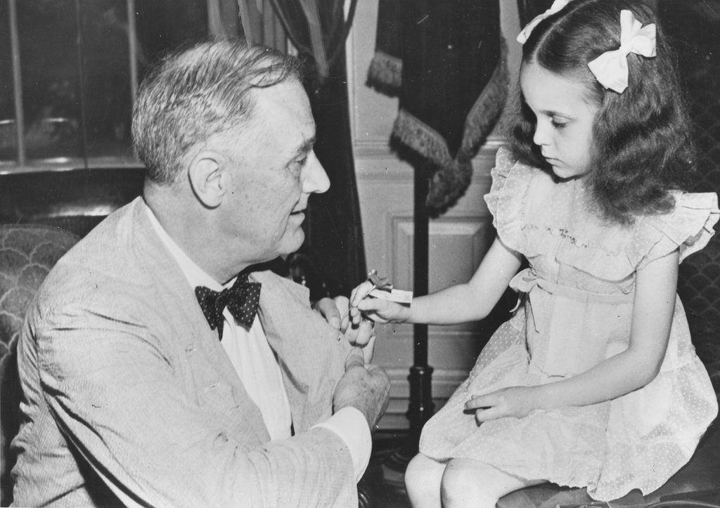 metalbowties's tweet photo. Great Moments in #Bowtie #History:
This bow tie had a #newdeal.
#fashionispolitical https://t.co/hIkik1kLT1