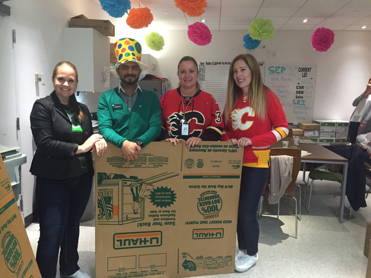 GenaCole_bc's tweet photo. Calgary Main Coats For Kids box delivered #checkoutthehat @JanjuaSandy @DerekTurner_TD @annabella_da https://t.co/m0QxiadyMn