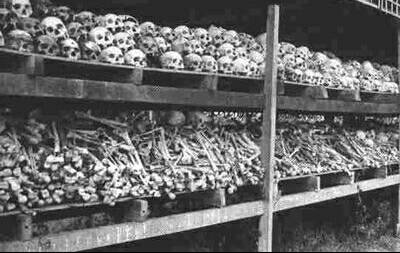 Hoy en <a href="/EqInvestigacion/">Equipo de Investigación</a> haciendo propaganda del Hogar Social Madrid, detrás de los NAZIS sólo hay odio, xenofobia y muerte #HogardeNazis