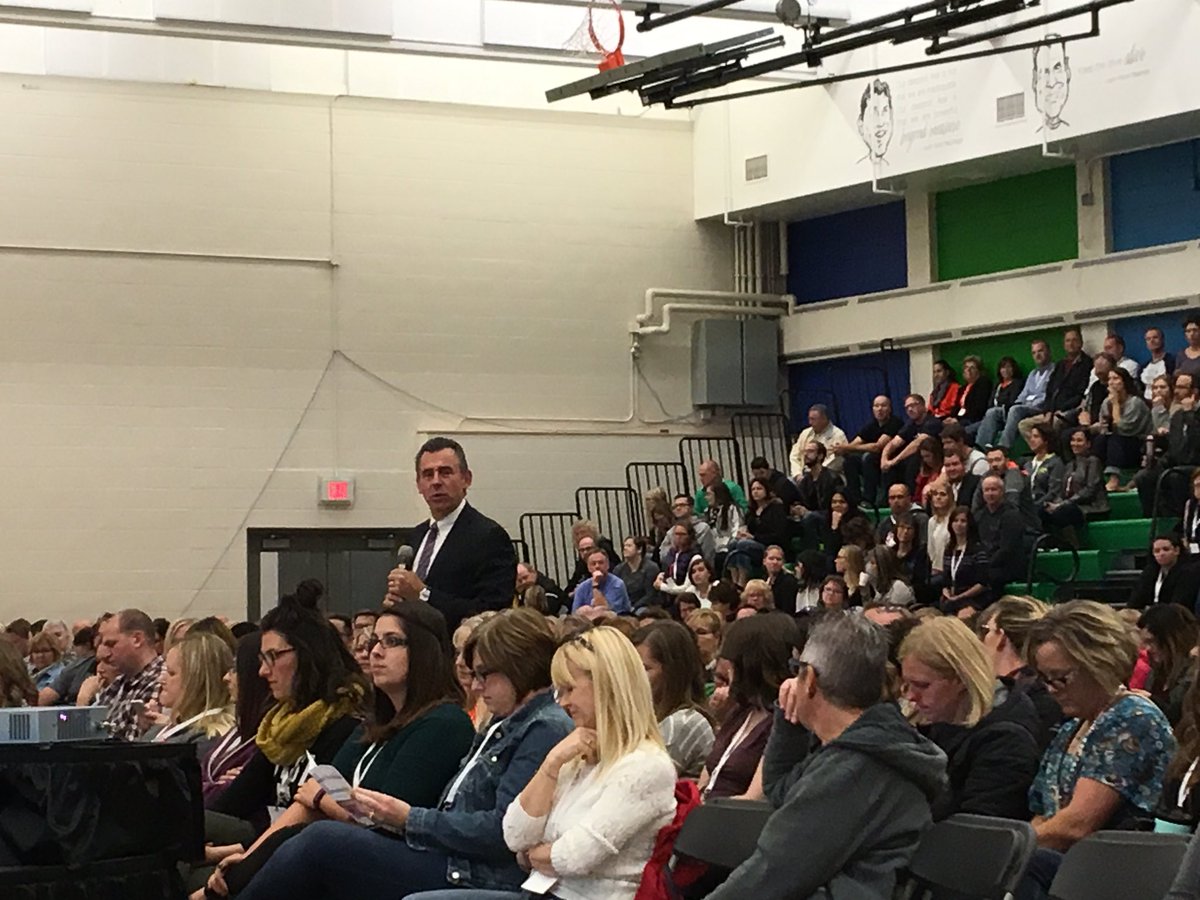 mcwhinnie's tweet photo. Thanks @ToddWhitaker for joining us and inspiring us at #21ctls @WCPS72 https://t.co/VquHJjRr8R