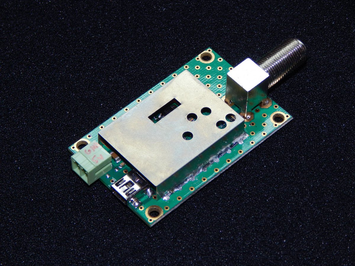 ThumbSat's tweet photo. #ThumbNet's new N3 SDR receiver (shown without case). Changing SDR radio forever! https://t.co/bUdUBuxfR6