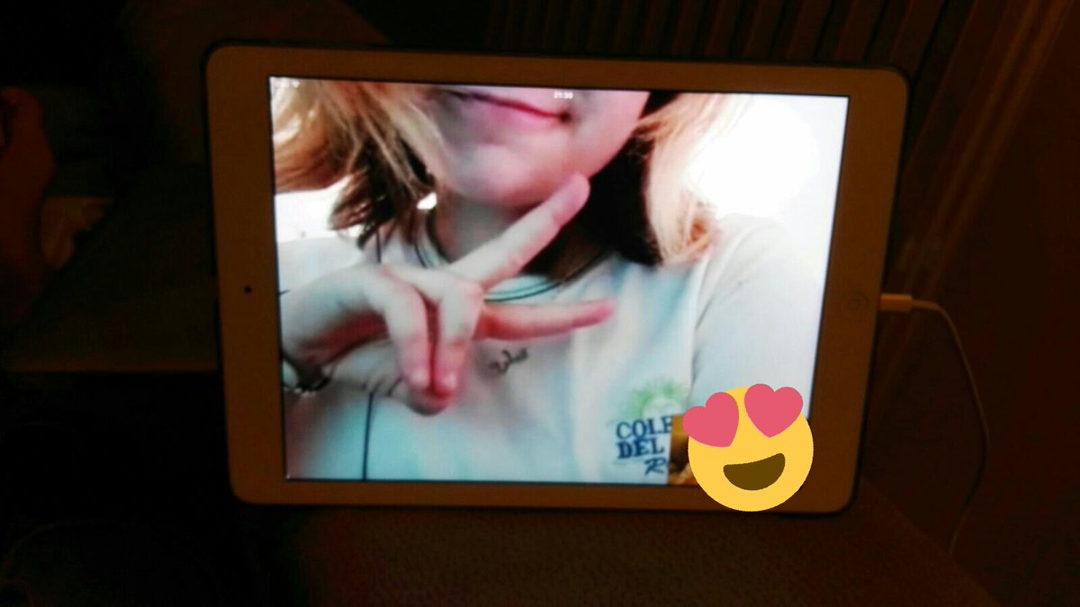 almachaher_'s tweet photo. Algunos hablaban de suerte, a mi me basta con tenerte ❣💛 @Mariia_Aykatica https://t.co/zzRC4YtTUz