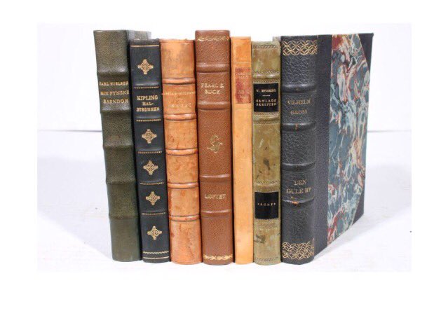 LeatherBooks tweet media