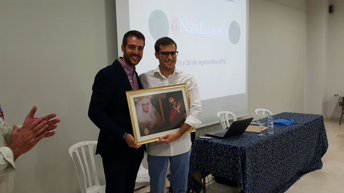 hnuevaesperanza's tweet photo. Finalizado el I Curso de #ProtocoloCofrade organizado por @hnuevaesperanza y con la colaboración de @p_4tintas y @jotaelepc gracias a tod@s https://t.co/NWbYjcBvjy
