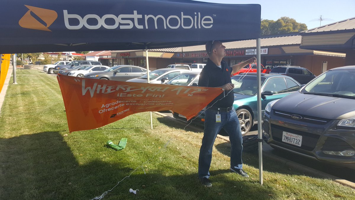 benordaz03's tweet photo. @suehyun_chung @JamesLeeWC @Curtis_SPG  curtis role playing "add a line"!! #whereyouatweekend #boostNorcal https://t.co/KoXxDJHBR4