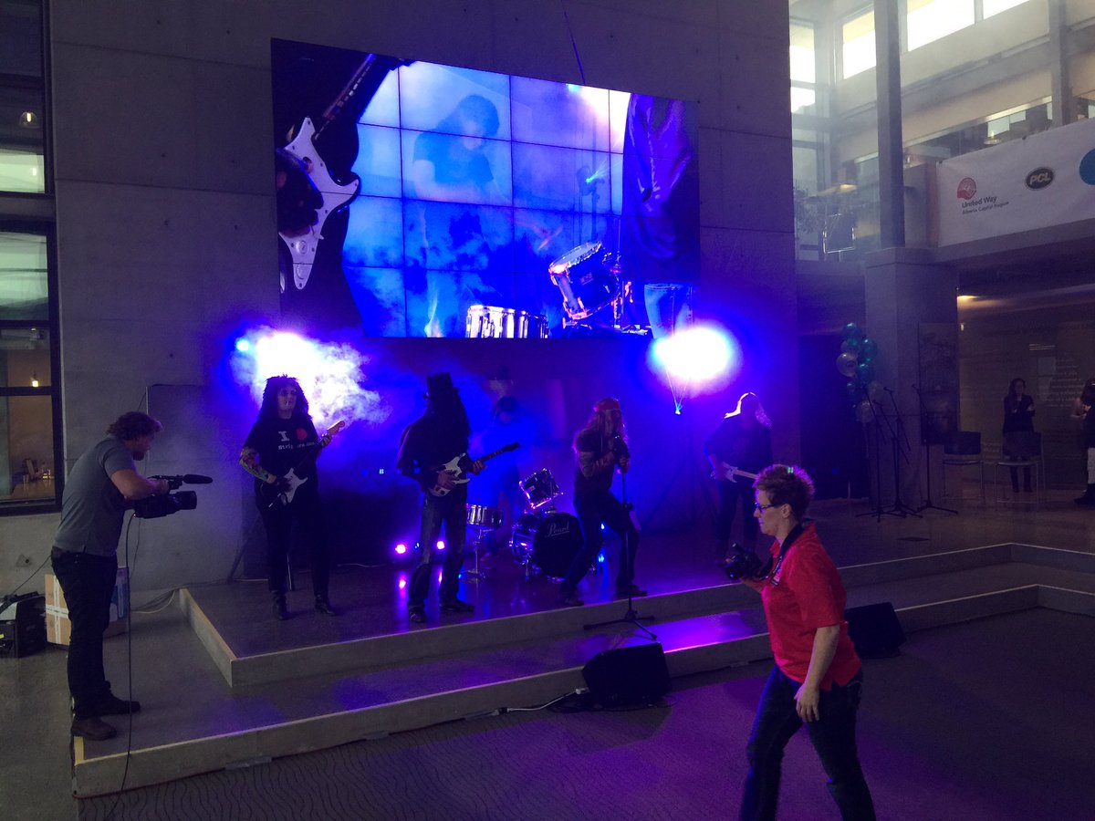 IMShaneJones's tweet photo. The @PCLConstruction @myunitedway Air Band competition is underway! #Give'r #CampaignWrapUp #BuildingCommunity https://t.co/XWG0pkBN5h