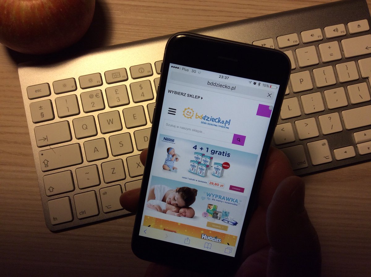 WSawosz's tweet photo. Urządzenia mobilne gonią komputery w sprzedaży internetowej.
https://t.co/0AeLHJFzOy https://t.co/AYkk8EHHqG