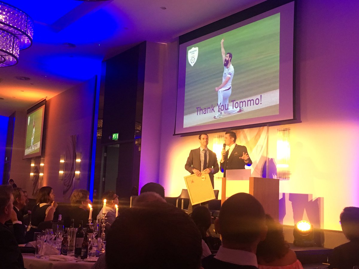 SeriousCricket's tweet photo. Fantastic evening at the @hantscricket &amp; @VipersKSL #EOSAwards ! Congratulations to all the winners 🏆 https://t.co/WuiaSSN9Ot