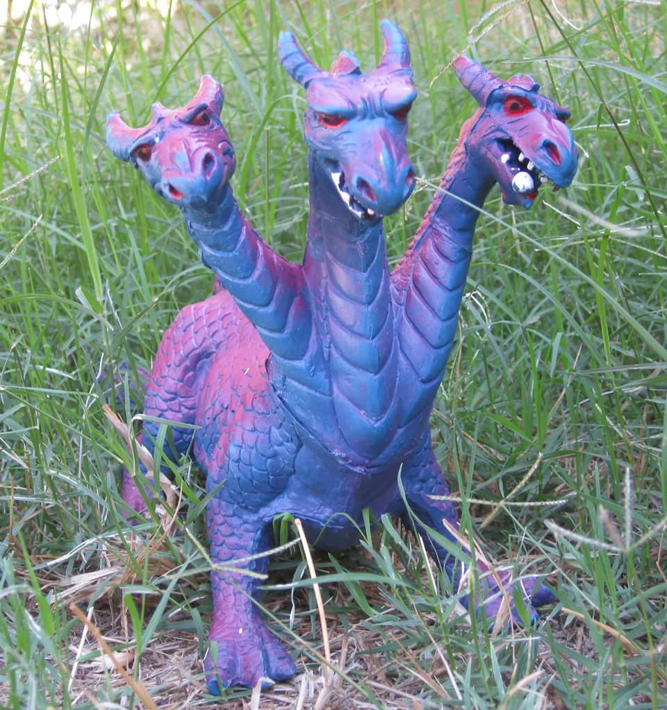 cult_flashback's tweet photo. #CultFlashback #photoshoot #Chitech #Dragon #KOtoys #Vintage #80stoys #fantasy #scifi #kaiju #RubberMonsters https://t.co/vvc5Be14lB