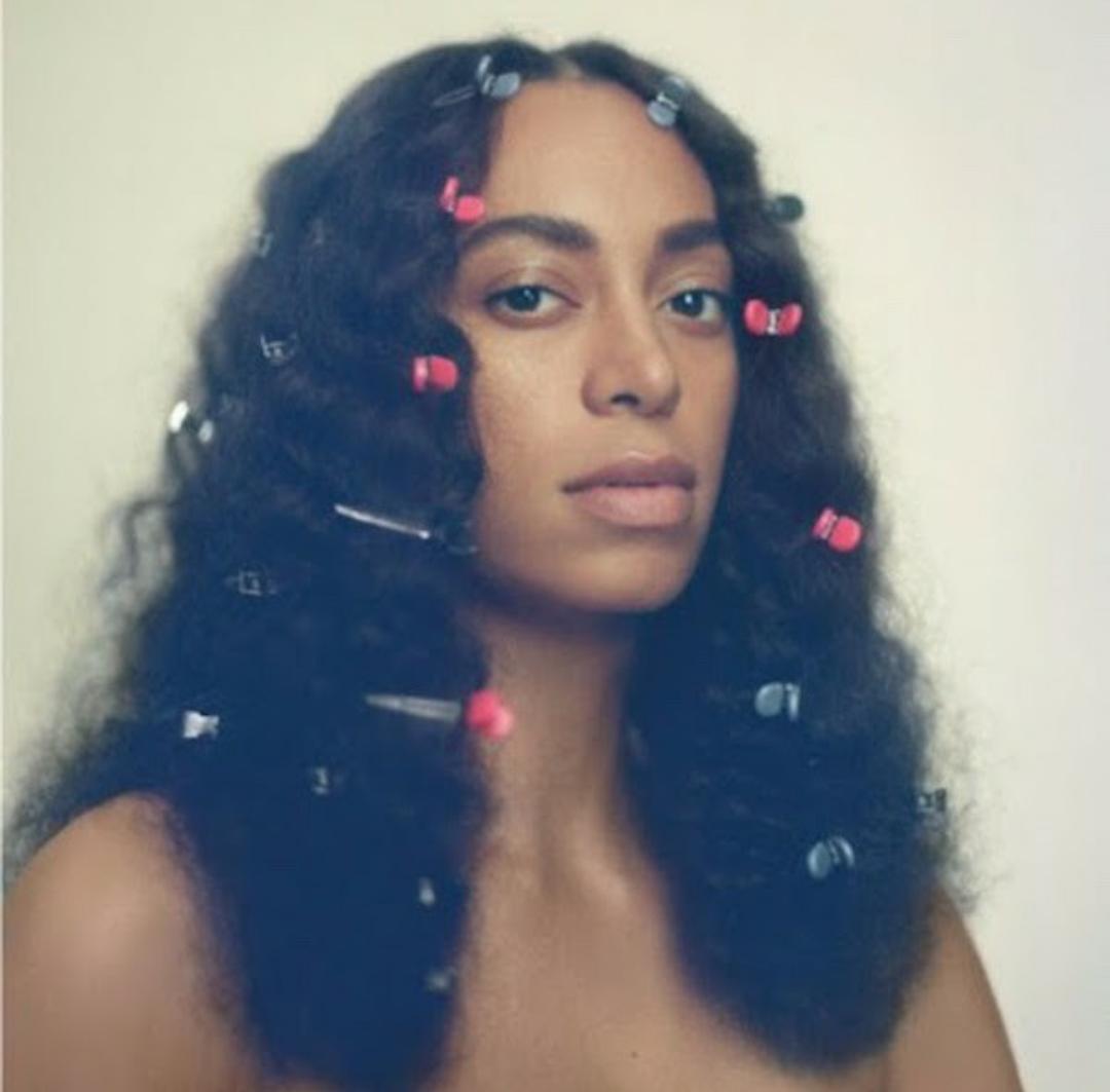 sryimcrazy's tweet photo. ICONIC #TrueEp #ASeatAtTheTable https://t.co/htuWyzlCVa