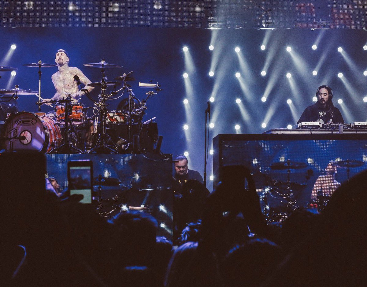 #BOREDTODEATH #IrvineMeadows https://t.co/8VF7RQNCIA