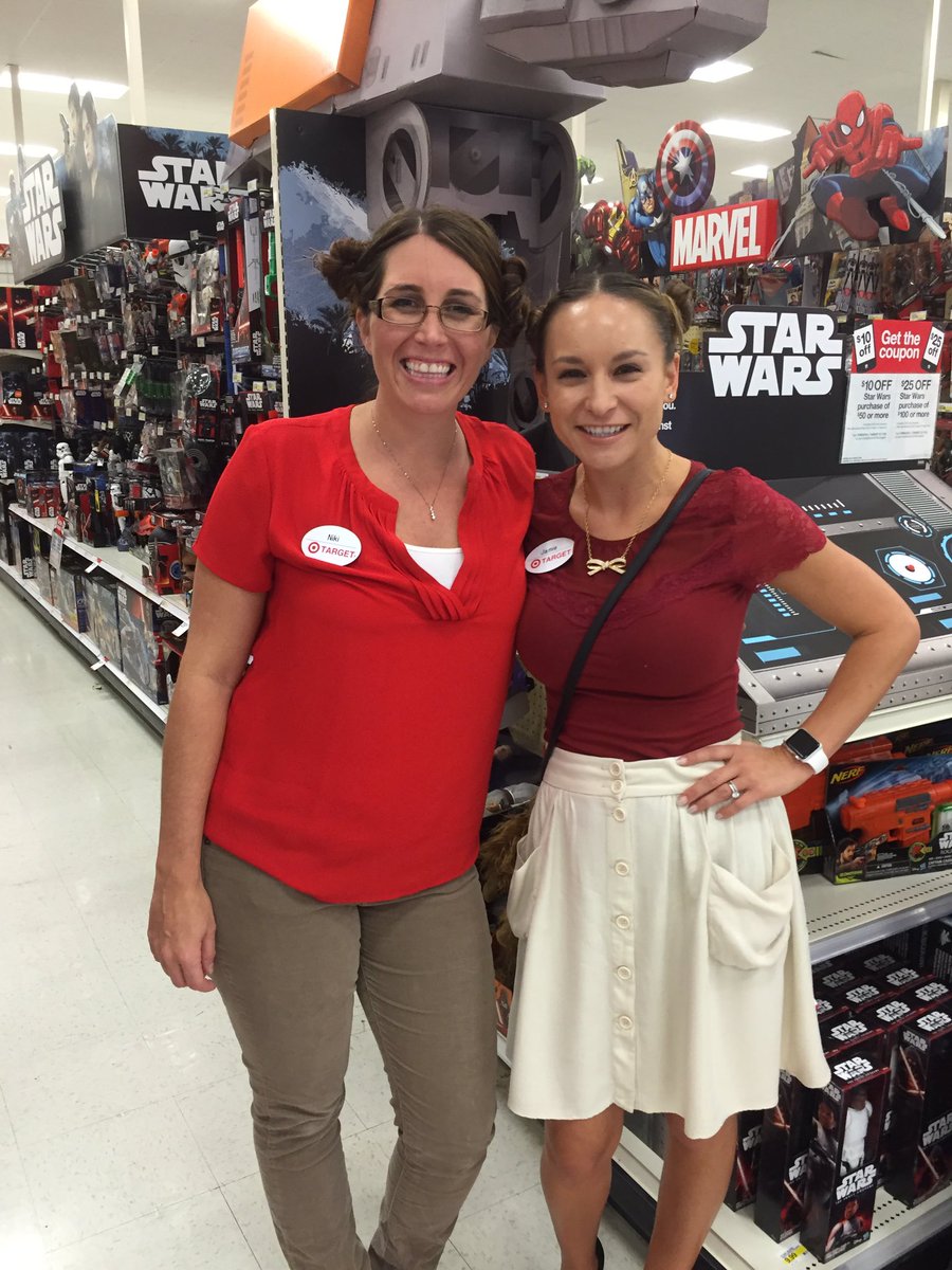 Marbear1869's tweet photo. These two lovely ladies joined in on T1869's fun festivities! @MrsJamieBlanco  @nikihcopeland #sithmode #TargetRebels #D248🎯 T1869 https://t.co/vrplIHggxU