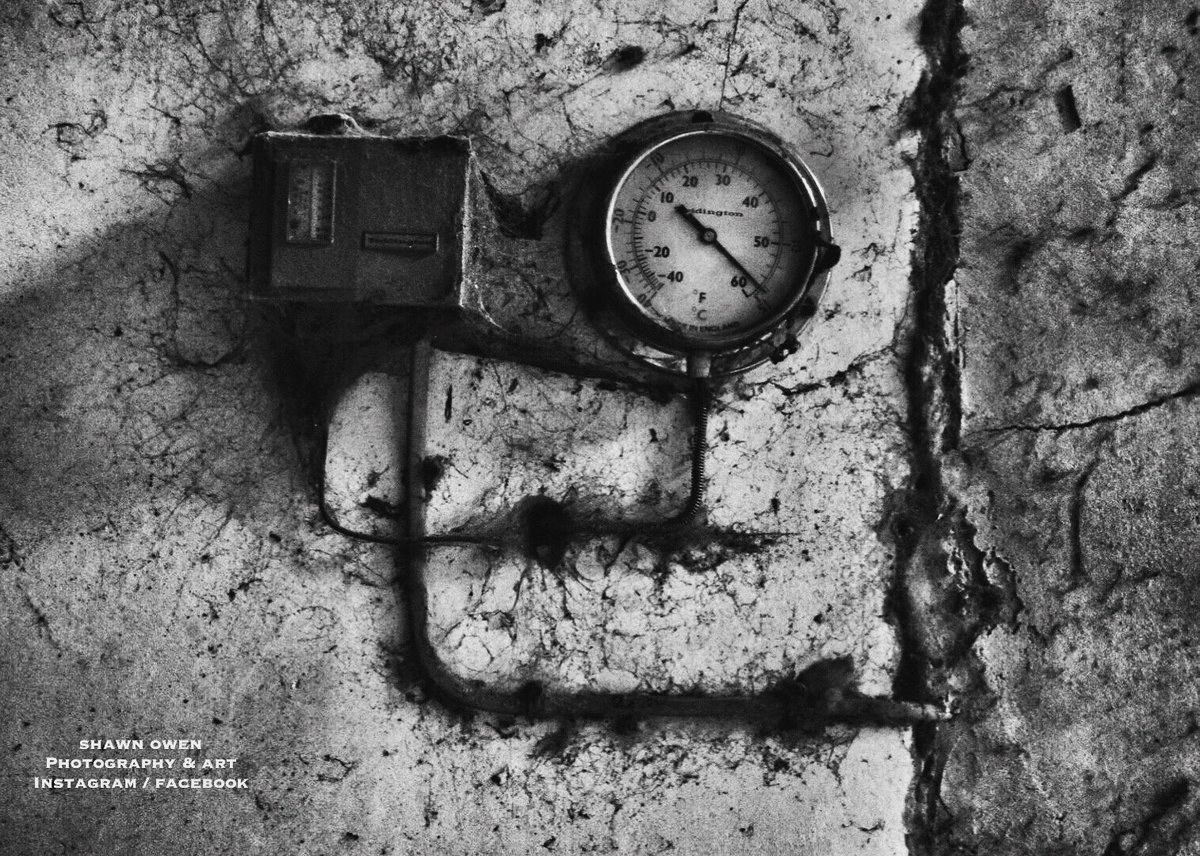Pressure Gauge #huddersfieldis #yorkshireis #farmlife #abandoned