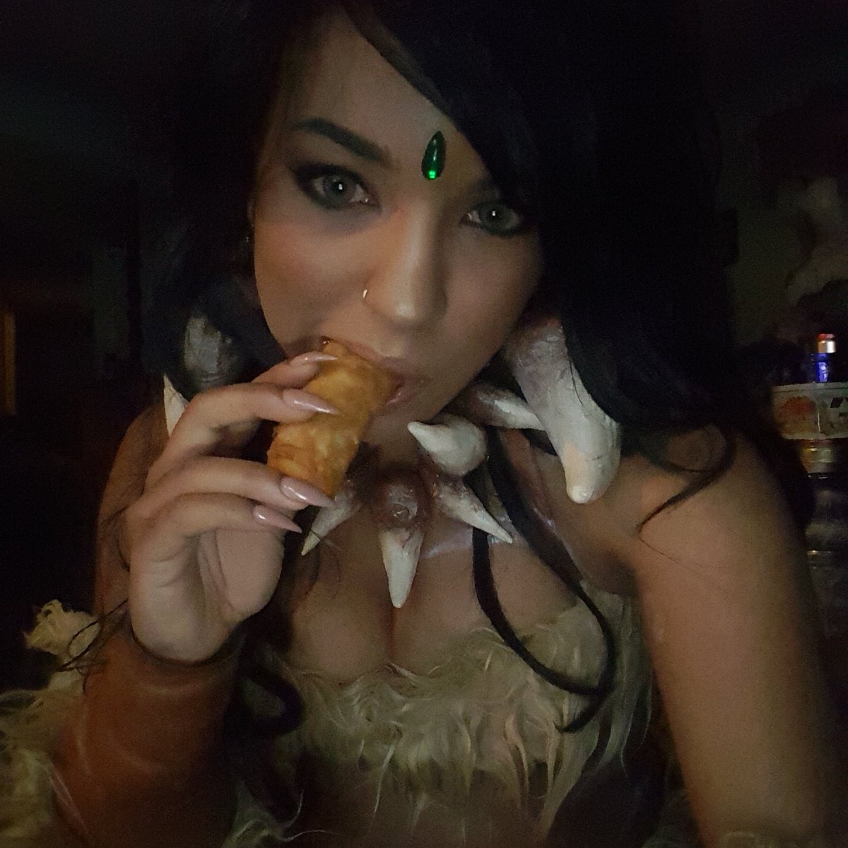 lexirobot's tweet image. "Here eggroll, eggroll, eggroll"