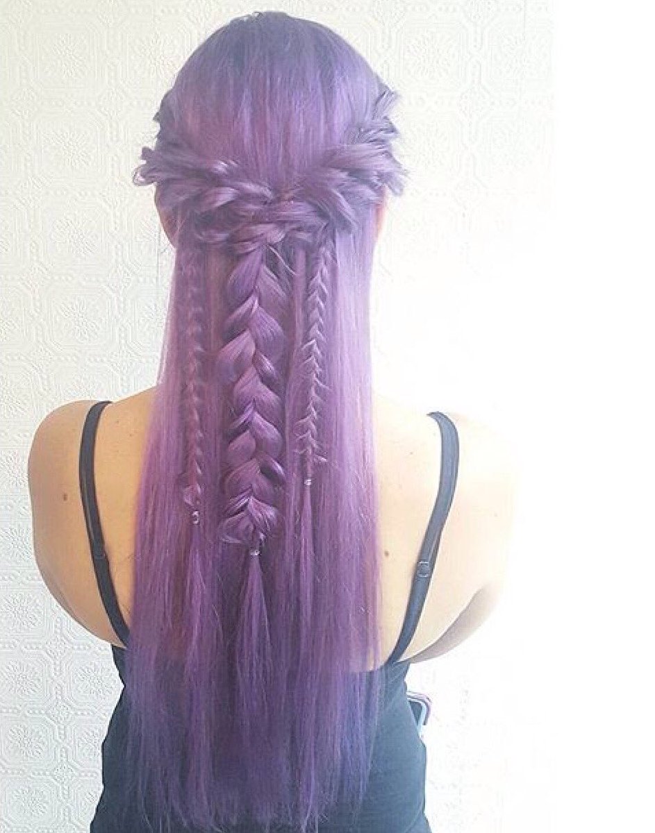 TheLoftToronto's tweet photo. September has come to an end so here's a few of our favourite braids we did this month! #braidporn #braidsonbraids https://t.co/LF4UMpd9UH