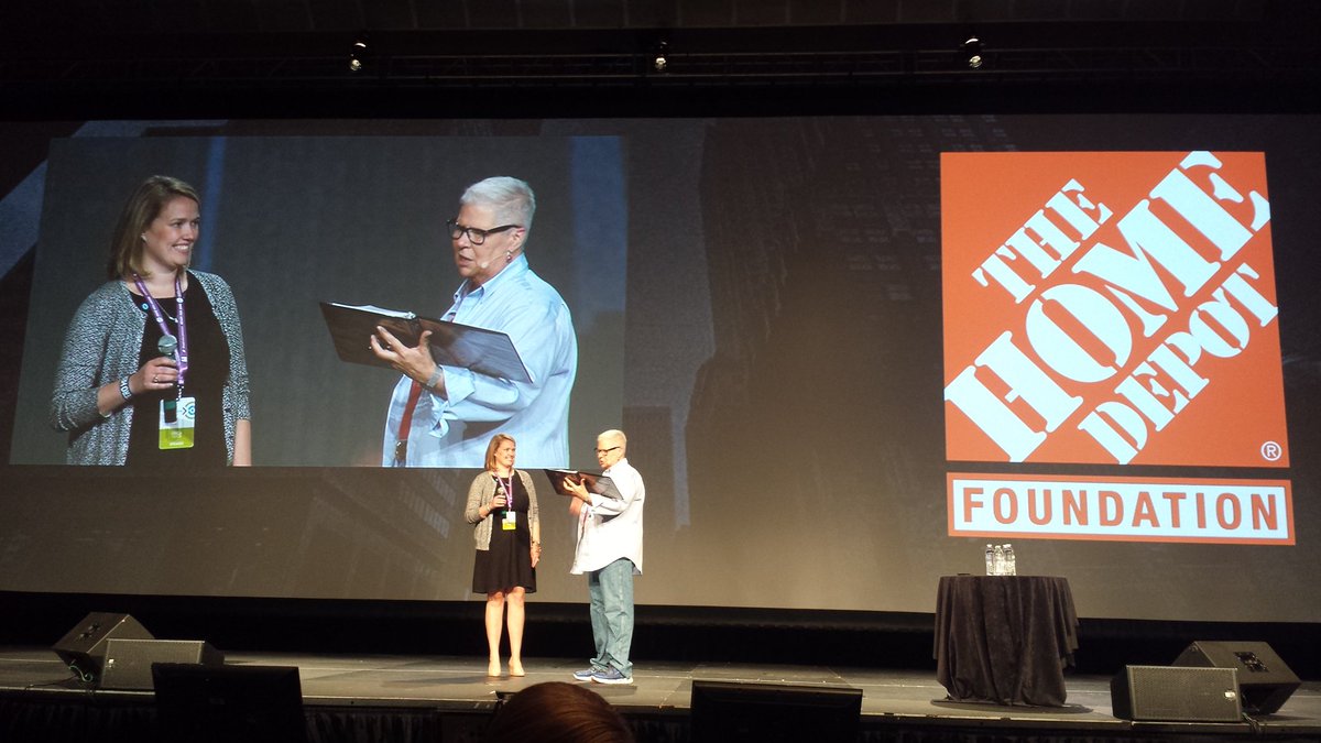 JessVen2011's tweet photo. @headleee representing at #readyforzero today! We are so grateful for your support! @TeamDepot #doingmore4vets @cmtysolutions @MHAOKLA https://t.co/vkdLFIy1Af