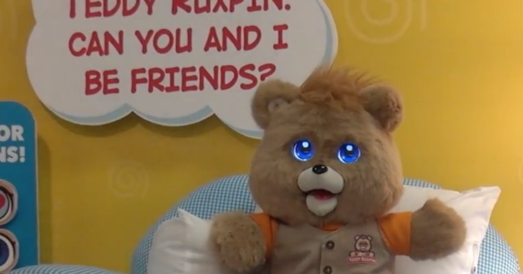 NewGadgetPros's tweet photo. Teddy Ruxpin returns with eyes that can rend the bonds of space and time https://t.co/qCxg2IAgkD #gadget https://t.co/3OouFbHtuC