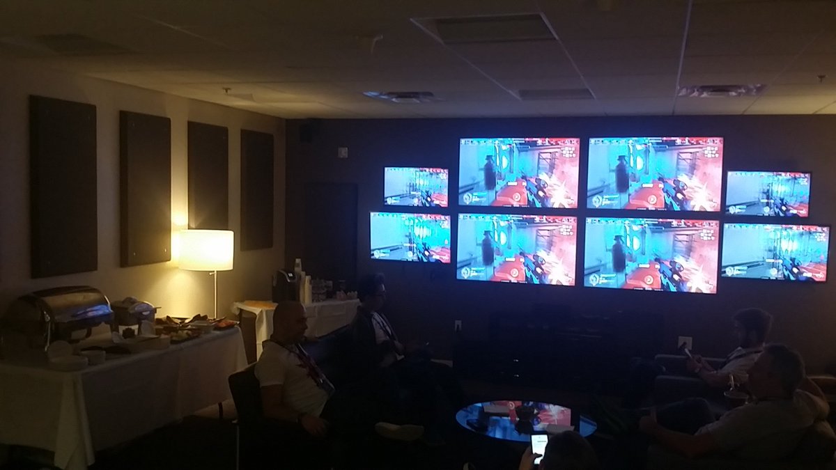 kerupt's tweet image. TBS VIP lounge, nice chill viewing if I get tired of that studio. But how could I...