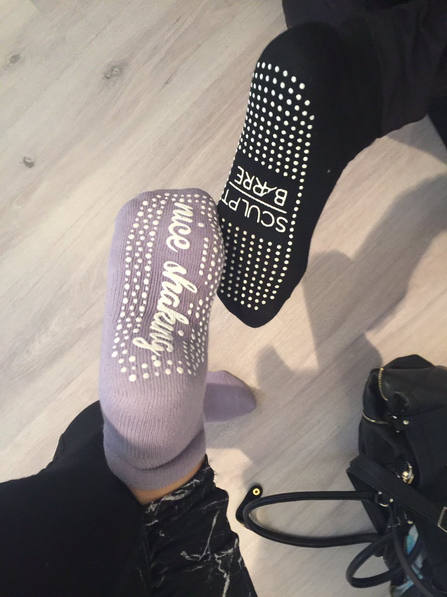 _jacs's tweet image. We paid $30 for these socky things at our free barre class so we had to take a picture of them. @S_Rachael #luxurysocks 👯