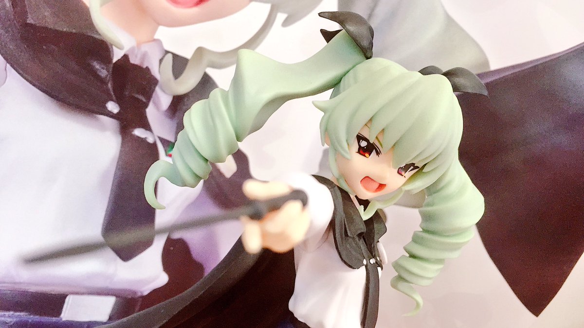 ピタゴラス No Twitter プライズ情報 ガールズ パンツァー プレミアムフィギュア アンチョビ 全1種 投入済みです まだまだアツい ガルパンより人気キャラのアンチョビが大きいフィギュアで登場です 台座にもanchovyと名前が入っています 和歌山