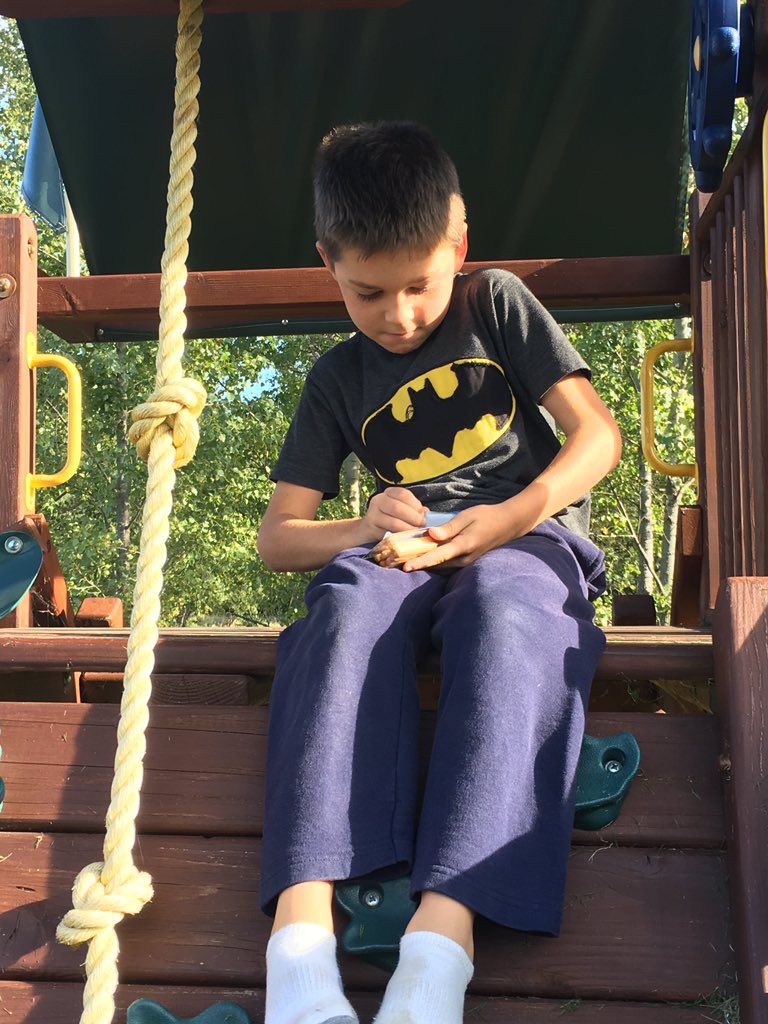 Grandlittles's tweet photo. After playing hard #ReinventSnacking with Cheese Dippers from Laughing Cow https://t.co/RLHNadUacm
