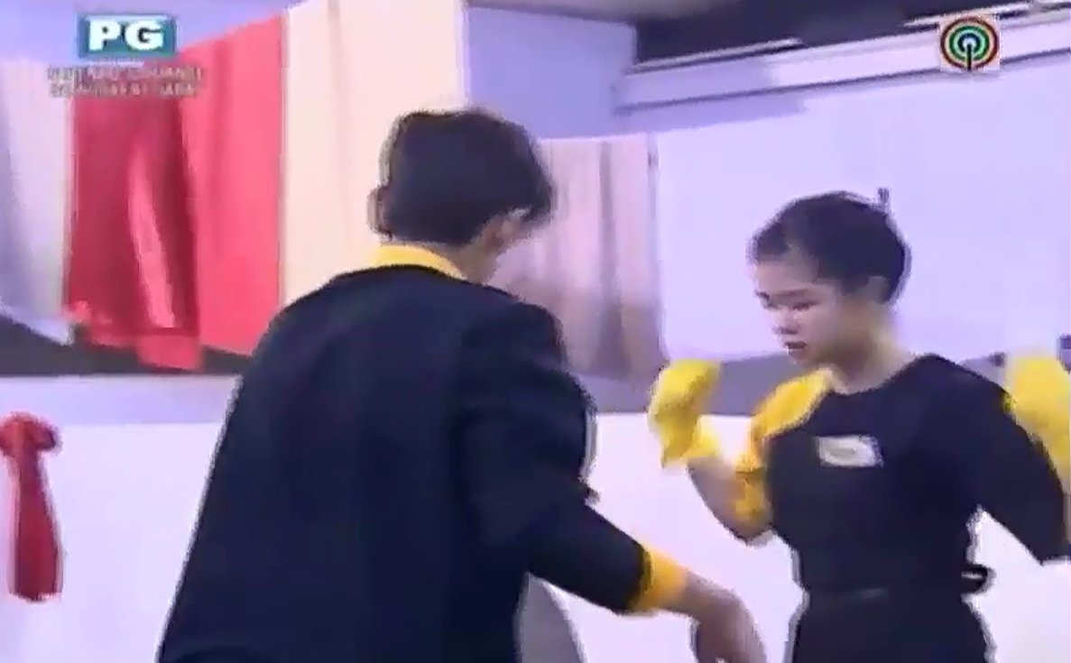 Kisses_iswithme's tweet photo. @Kisses_iswithme
"Pagod ka na? Hindi. Huwag kang magalala. Nandito si super woman. *show off imaginary biceps" - Kisses
#PBBinLABa https://t.co/36zGd4LSto
