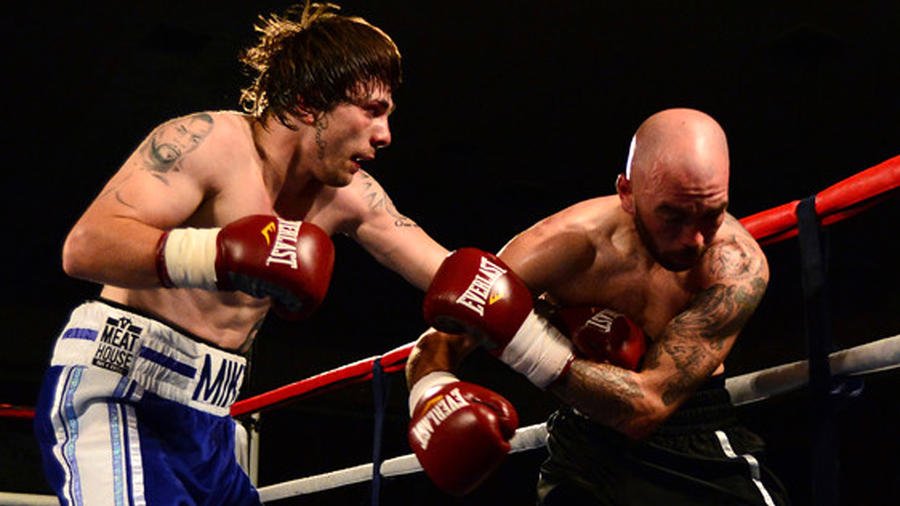 25-year-old Scottish boxer Mike Towell dies from injuries sustained in first loss