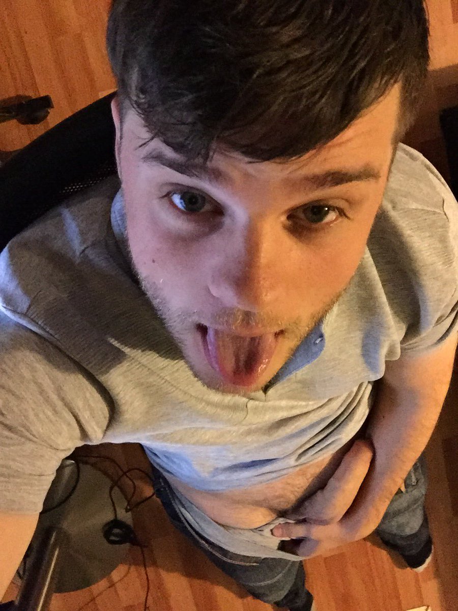 RETWEET if you like the hair cut